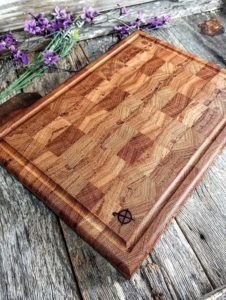 Angelim Pedra end grain with finger holds and juice groove - compass woodworks